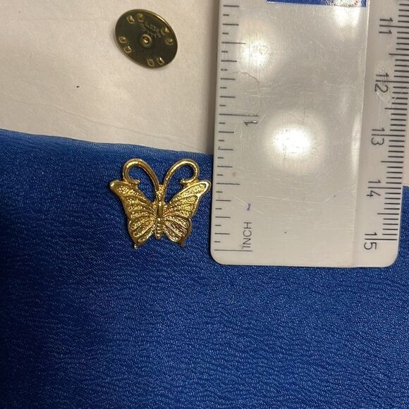 Gold tone Butterfly Pin - Picture 7 of 8